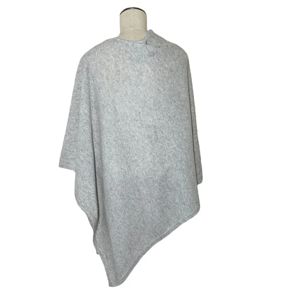 Peter Millar x Netjets Essential Cashmere Poncho Gray Womens Size OS Minimalist
